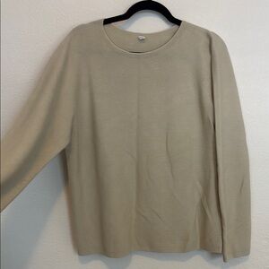 Uniqlo Cream Long Sleeve Tee